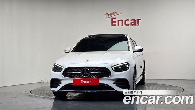Mercedes-Benz E-Class 2021 — photo 3