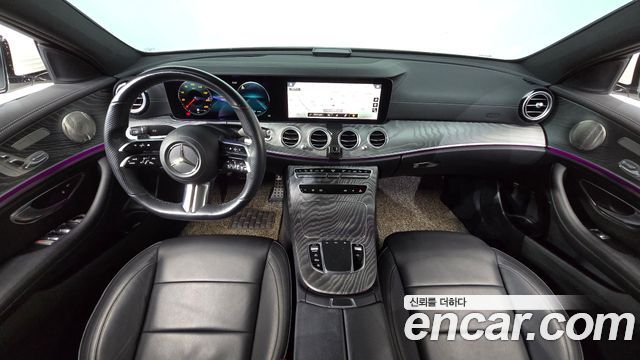 Mercedes-Benz E-Class 2021 — photo 7