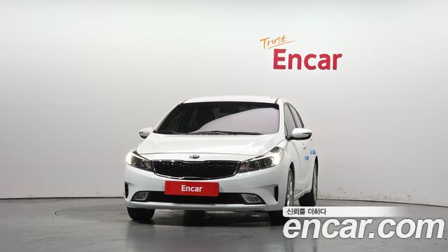 Kia K3 2017 — photo 3