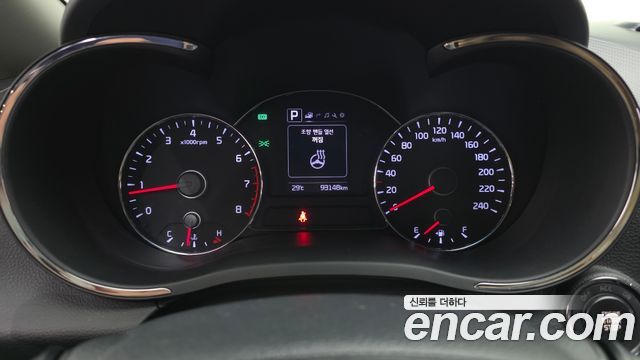 Kia K3 2017 — photo 8