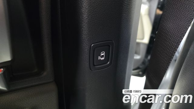 Kia Canival 2025 — photo 24