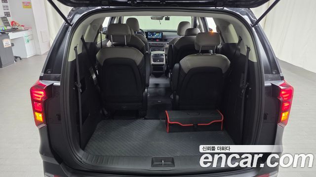 Kia Canival 2025 — photo 26