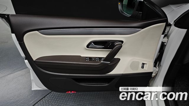 Volkswagen CC 2014 — photo 14