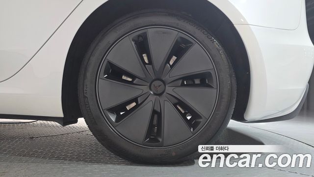 Tesla Model 3 2024 — photo 7