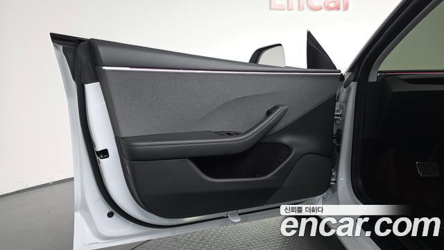 Tesla Model 3 2024 — photo 14