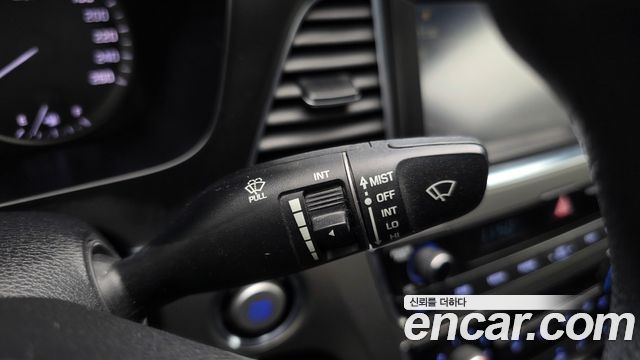Hyundai Sonata 2016 — photo 26