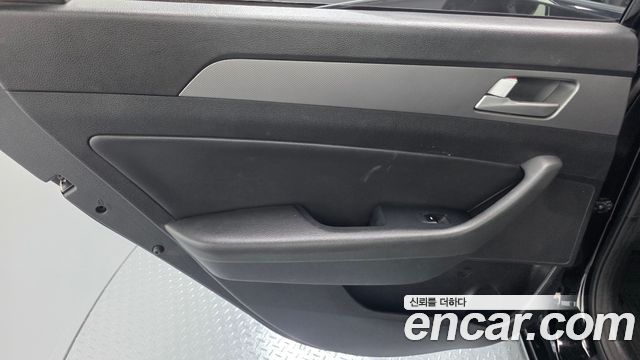 Hyundai Sonata 2016 — photo 15