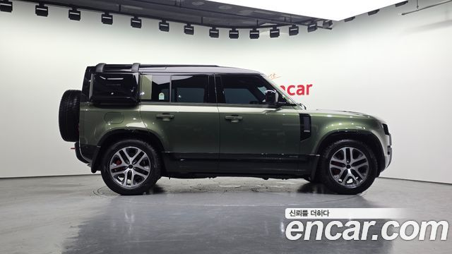 Land Rover Defender 2026 — photo 5