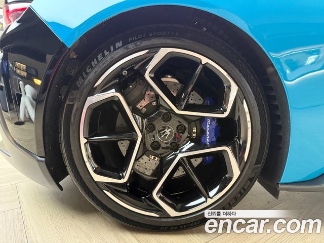 Maserati MC20 2022 — photo 5