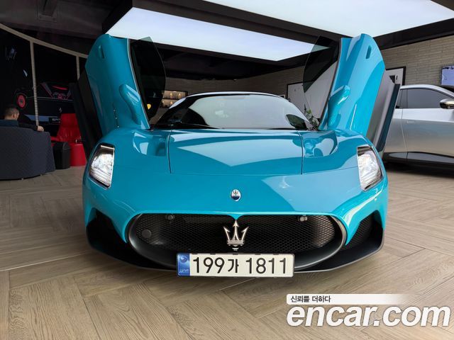 Maserati MC20 2022 — photo 19