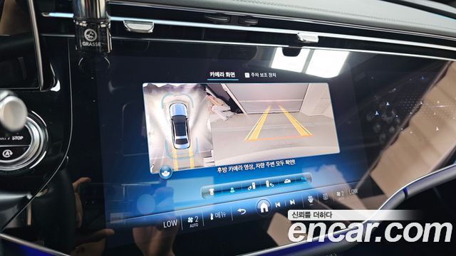 Mercedes-Benz E-Class 2024 — photo 20
