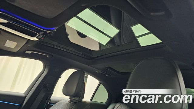 Mercedes-Benz E-Class 2024 — photo 22