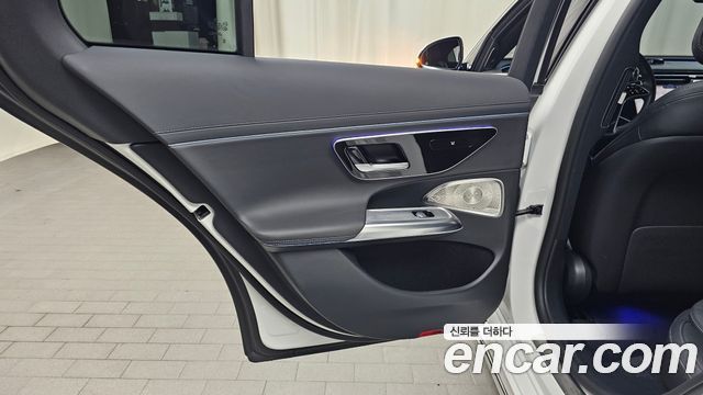 Mercedes-Benz E-Class 2024 — photo 15