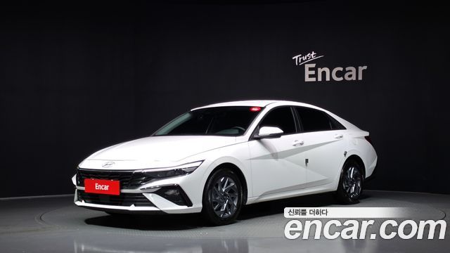 Hyundai AVANTE 2024 — photo 1