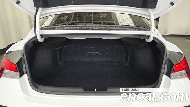 Hyundai AVANTE 2024 — photo 26
