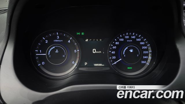 Hyundai Grandeur 2016 — photo 11