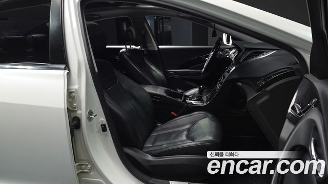 Hyundai Grandeur 2016 — photo 17