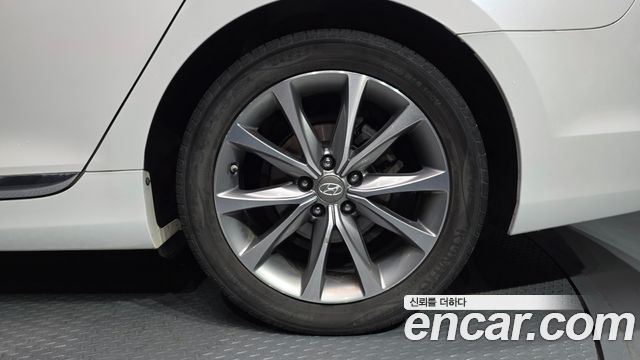 Hyundai Grandeur 2016 — photo 7