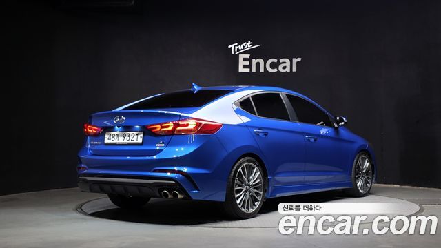 Hyundai AVANTE 2018 — photo 2