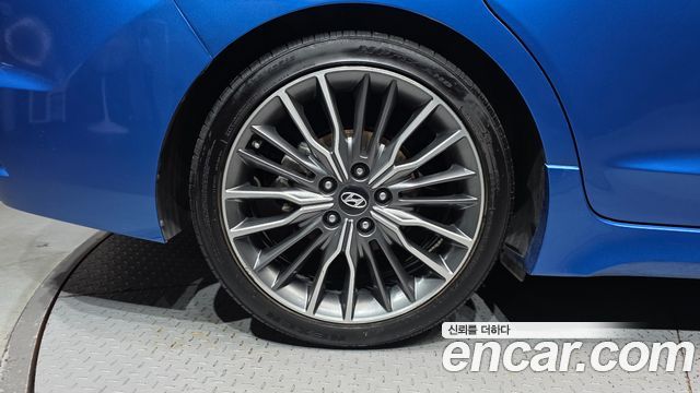 Hyundai AVANTE 2018 — photo 5