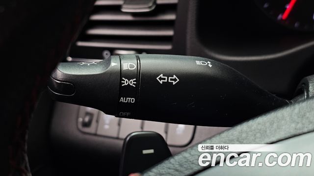 Hyundai AVANTE 2018 — photo 22