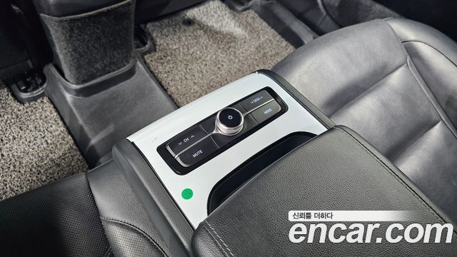 Hyundai Grandeur 2018 — photo 18