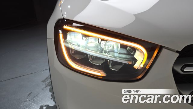 Mercedes-Benz GLC-Class 2020 — photo 8