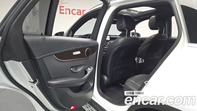 Mercedes-Benz GLC-Class 2020 — photo 31