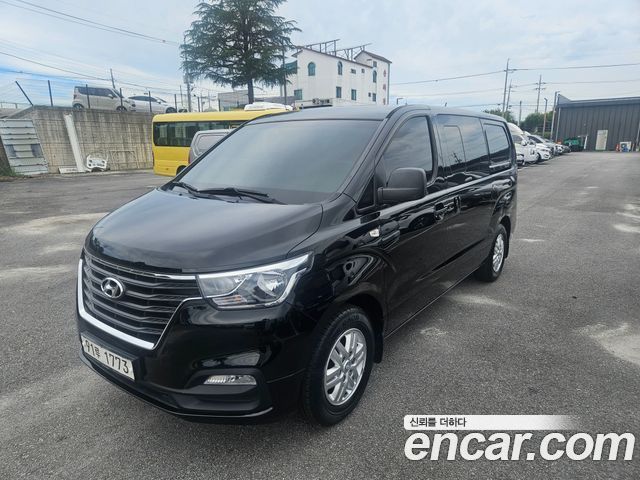 Hyundai Starex 2019 — photo 2