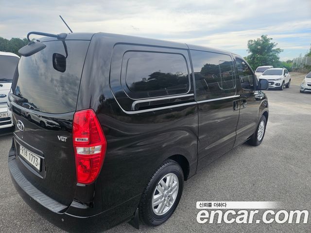Hyundai Starex 2019 — photo 6