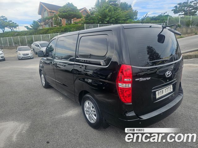 Hyundai Starex 2019 — photo 7