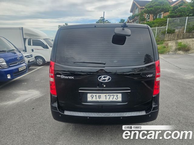 Hyundai Starex 2019 — photo 8