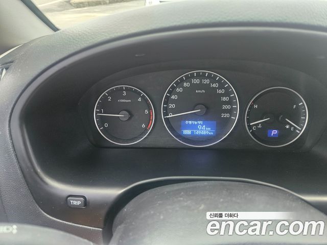 Hyundai Starex 2019 — photo 11