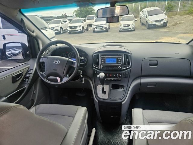 Hyundai Starex 2019 — photo 14