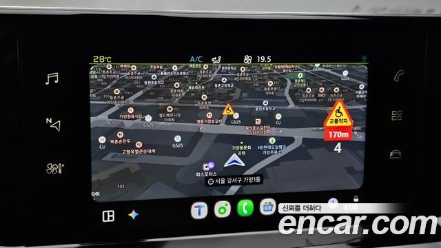 Peugeot 2008 2022 — photo 22