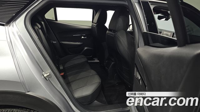 Peugeot 2008 2022 — photo 24