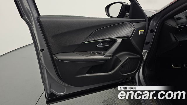 Peugeot 2008 2022 — photo 14