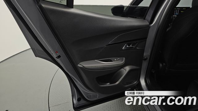 Peugeot 2008 2022 — photo 15