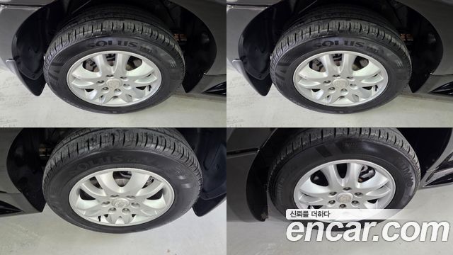 Kia Canival 2010 — photo 15