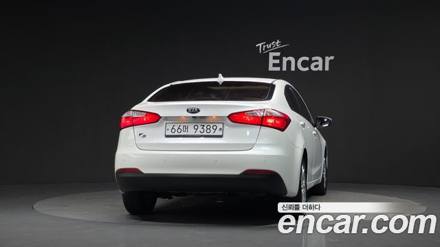Kia K3 2015 — photo 4