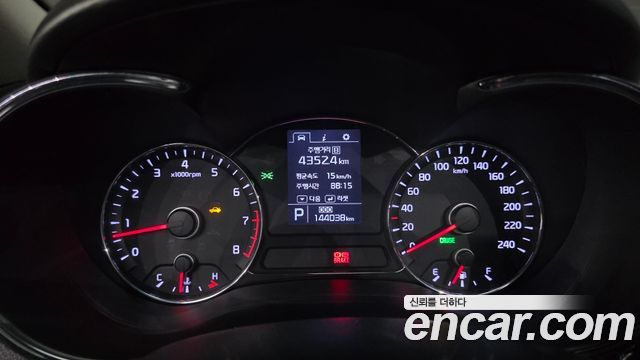Kia K3 2015 — photo 8