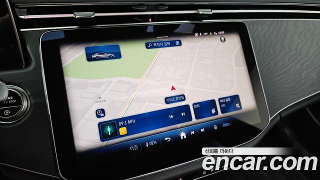 Mercedes-Benz E-Class 2025 — photo 20