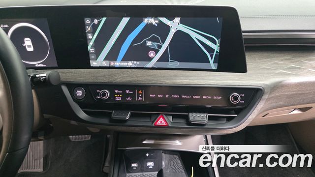 Kia K8 2022 — photo 14
