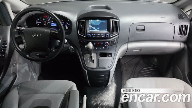 Hyundai Starex 2017 — photo 7