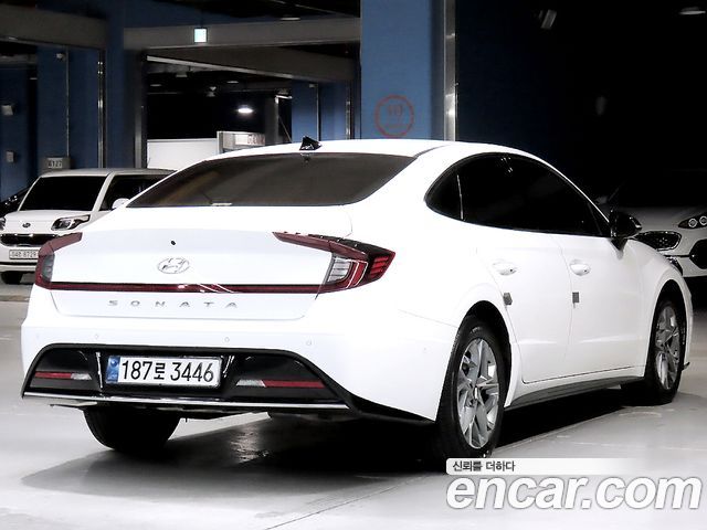 Hyundai Sonata 2022 — photo 2