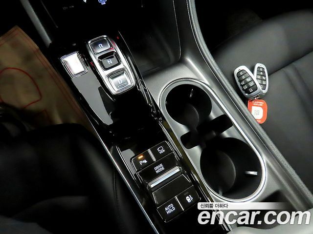 Hyundai Sonata 2022 — photo 9