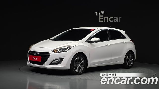 Hyundai i30 2015 — photo 1