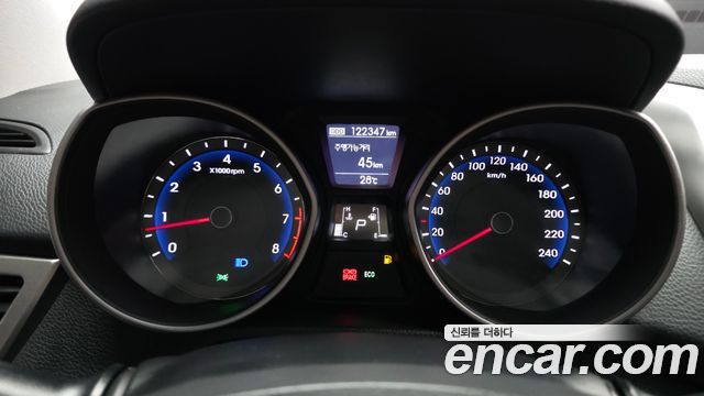 Hyundai i30 2015 — photo 8