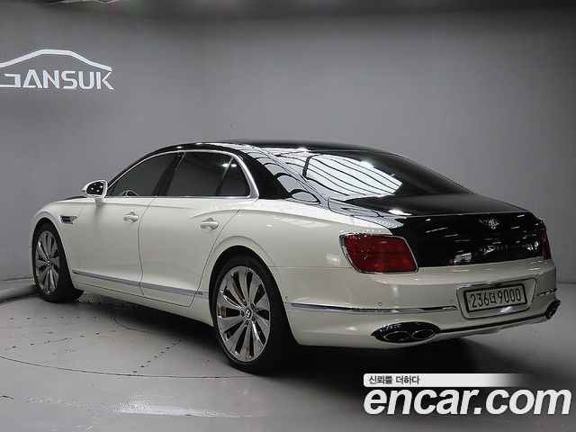 Bentley Flying Spur 2022 — photo 3