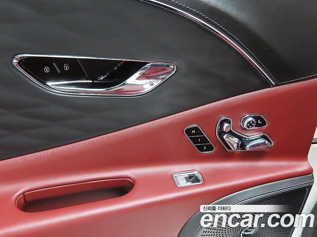 Bentley Flying Spur 2022 — photo 9